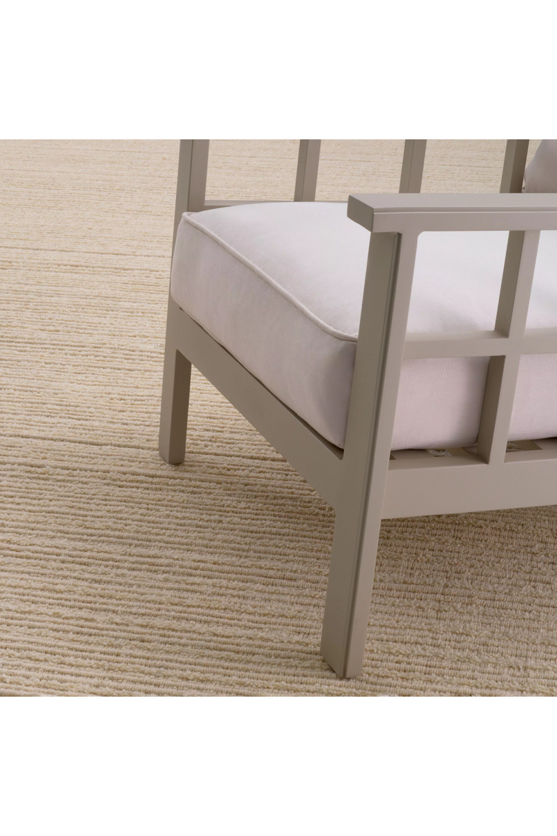 Minimalist Ivory Wool Carpet | Eichholtz Torrance | Eichholtzmiami.com