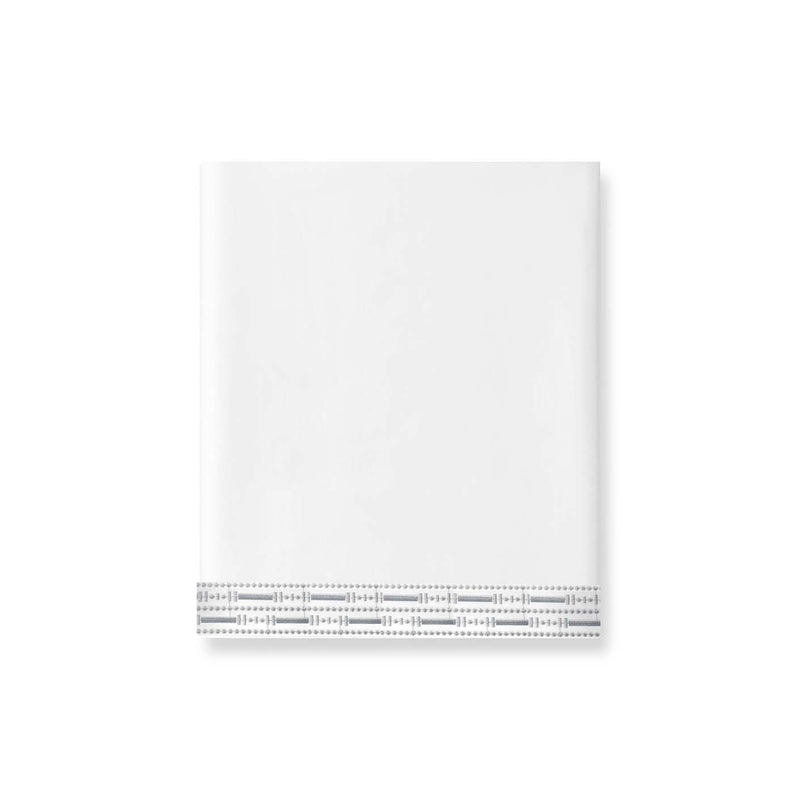 400TC Percale Embroidered Flat Sheet | Amalia Home Memória | Eichholtzmiami.com