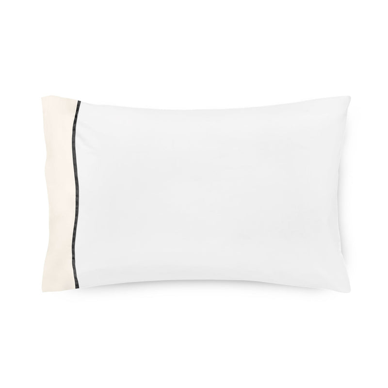 430TC Sateen Bordered Pillowcase Set | Amalia Home Ovar | Eichholtzmiami.com