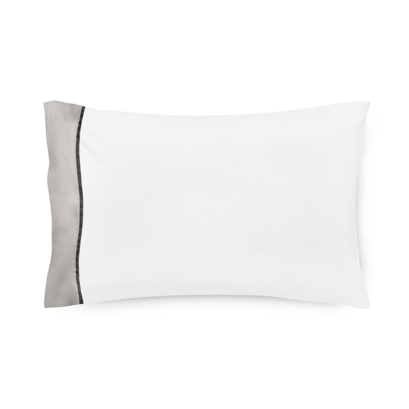 430TC Sateen Bordered Pillowcase Set | Amalia Home Ovar | Eichholtzmiami.com